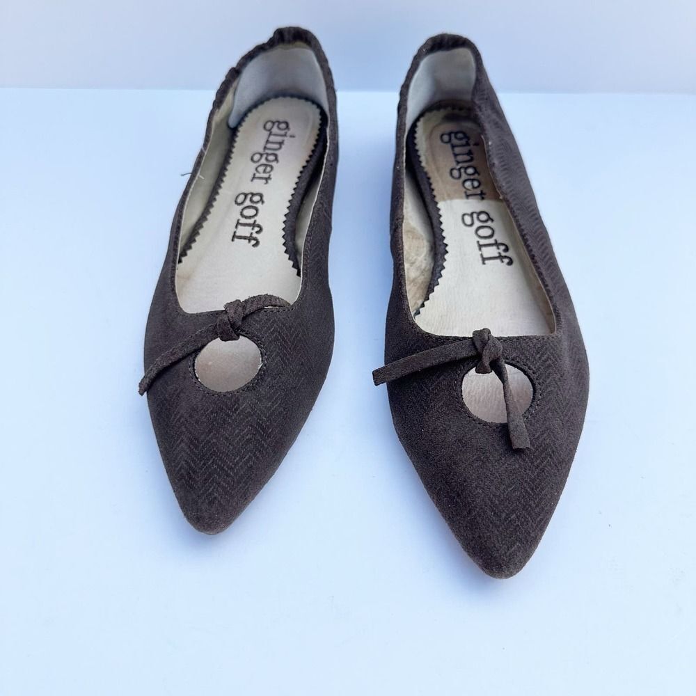 GINGER GOFF Size 8 Pointed Toe Flats Knot Front Brown Chevron Suede